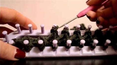 Learn how to do the Double Stockinette Twist Stitch and double up your thickness of your fabrics that you create. . How to cast off loom knitting